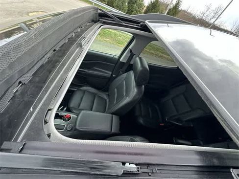 Used 2018 GMC Acadia SLT image 6