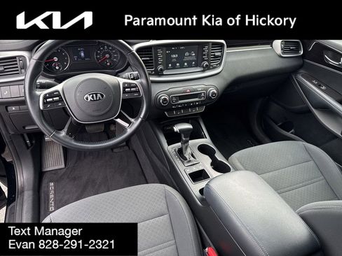 Used 2020 Kia Sorento S image 18