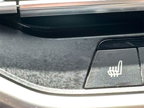 Used 2020 BMW X7 xDrive40i w/ Premium Package image 21