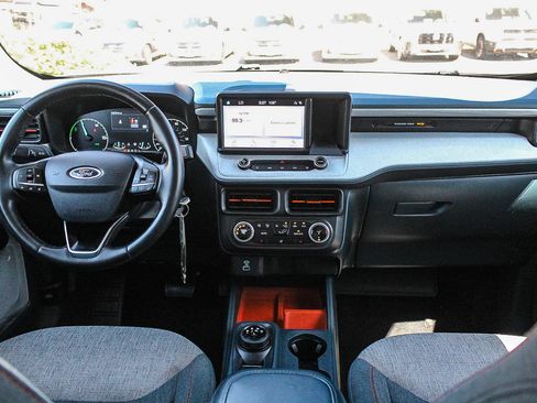Used 2024 Ford Maverick XLT w/ XLT Luxury Package FWD image 2