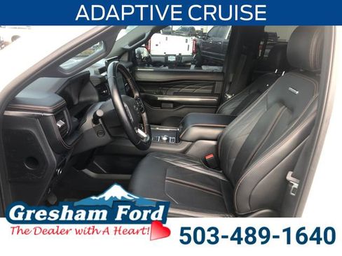 Used 2024 Ford Expedition Max Platinum image 11