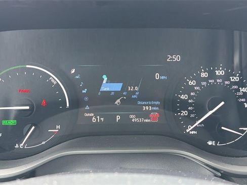 Certified 2025 Toyota Sienna XLE image 31