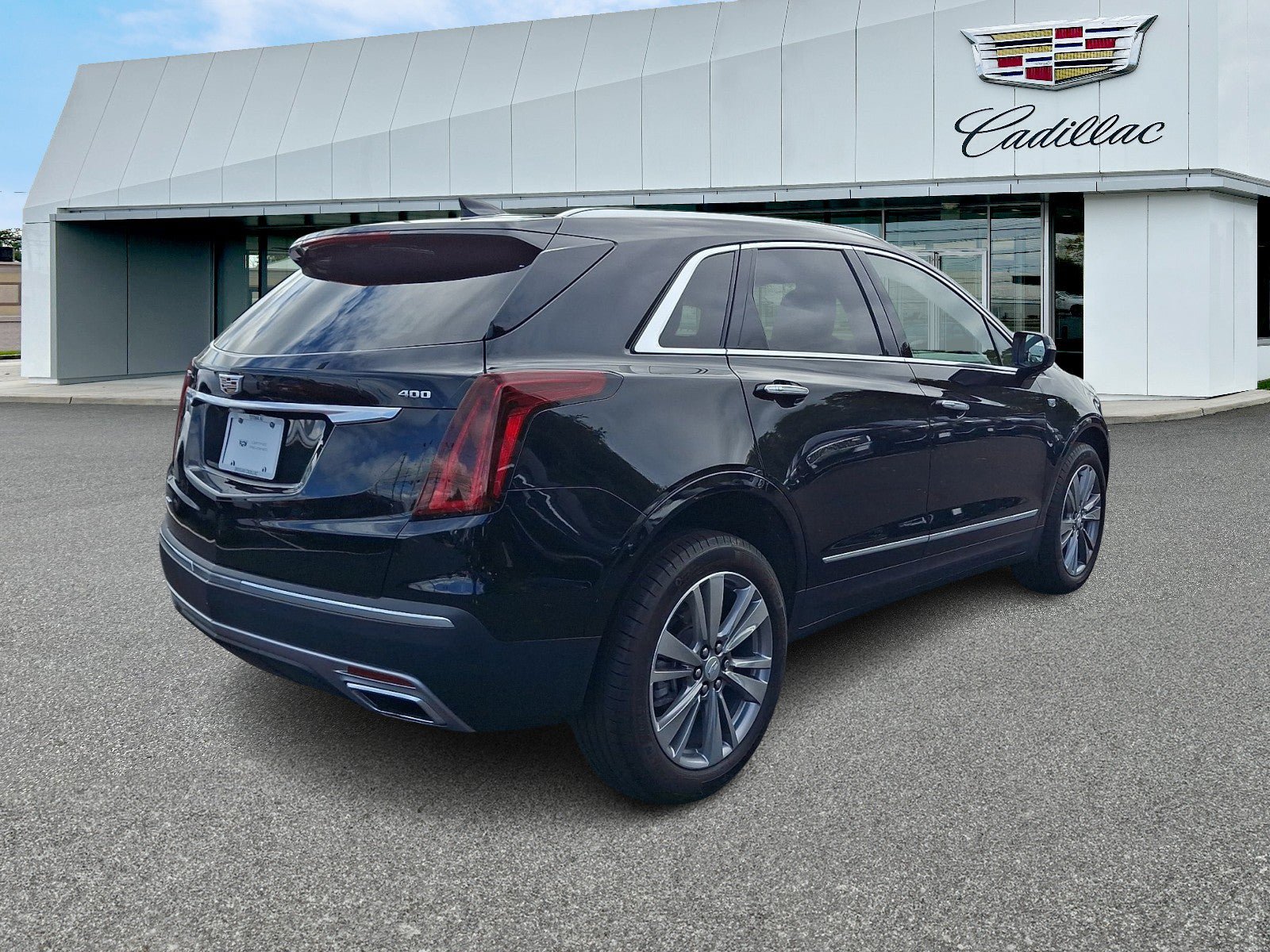 Certified 2024 Cadillac XT5 Premium Luxury AWD/4WD image 5