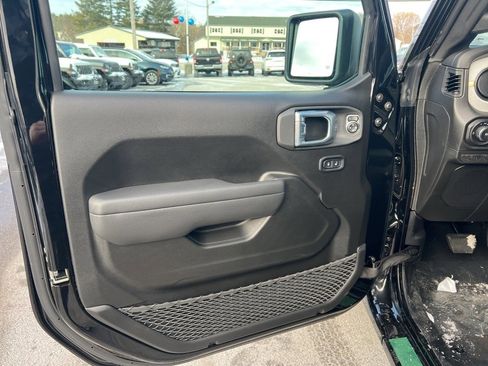 New 2026 Jeep Wrangler Sport S image 19