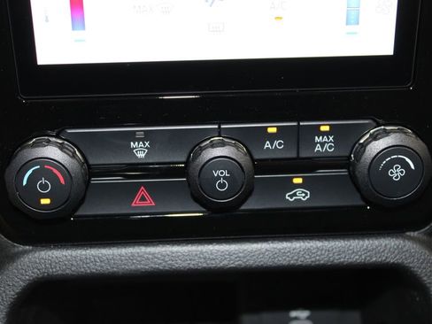 New 2025 Ford Ranger XLT w/ Chrome Accent Package image 42