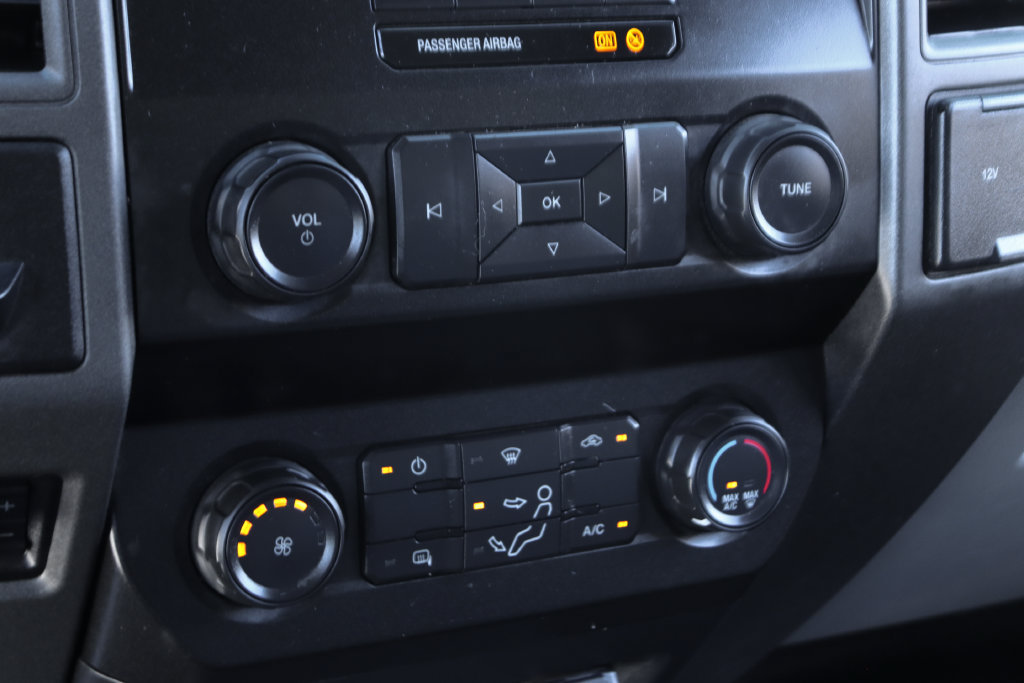 Used 2022 Ford F550 2WD Regular Cab Super Duty image 29