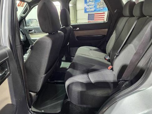 Used 2010 Mercury Mariner 2WD image 10