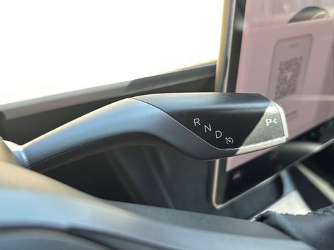 Used 2021 Tesla Model 3 Long Range AWD/4WD image 25