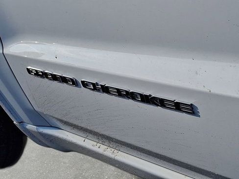 Used 2021 Jeep Grand Cherokee Overland image 33