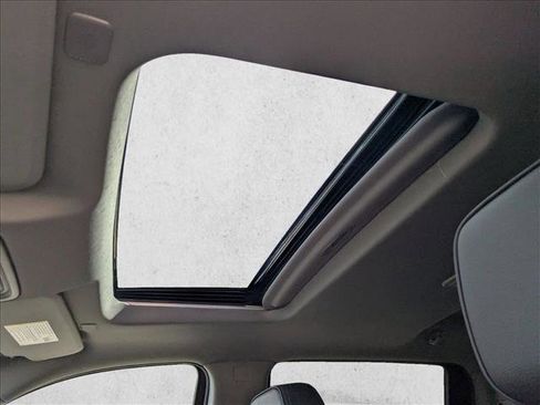 New 2026 GMC Sierra 2500 Denali w/ Denali Reserve Package image 15