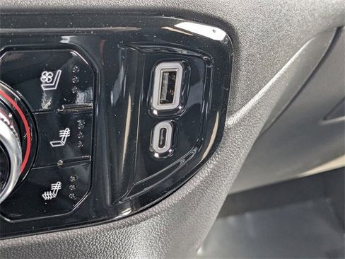 New 2026 GMC Sierra 1500 SLT image 21