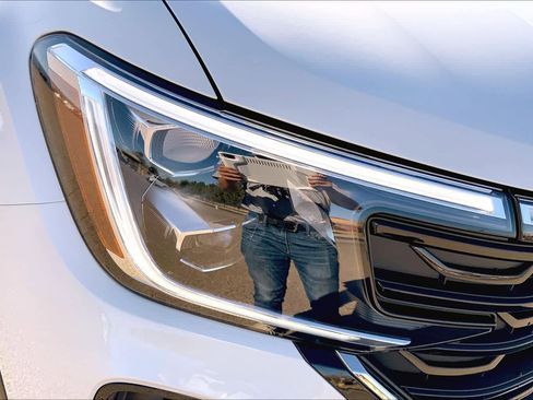 New 2026 Volkswagen Atlas Cross Sport SE AWD/4WD image 13