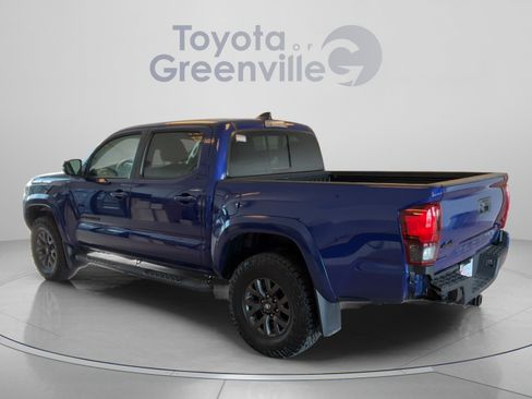 Used 2023 Toyota Tacoma SR5 w/ Technology Package AWD/4WD image 4