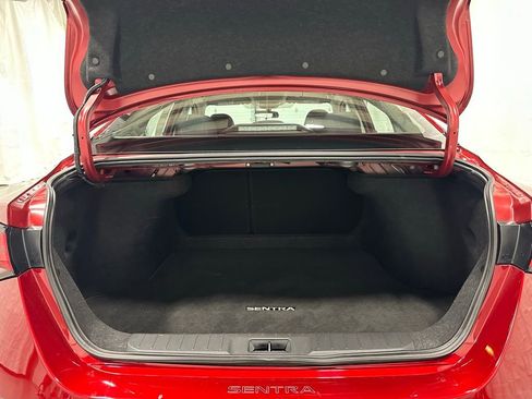 Used 2025 Nissan Sentra SV image 44