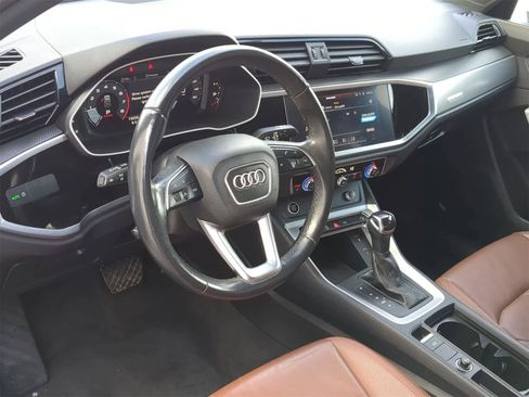 Used 2022 Audi Q3 2.0T Premium w/ Convenience Package image 10