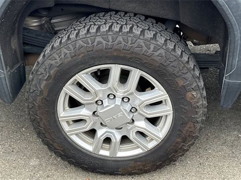 Used 2020 GMC Sierra 2500 SLT w/ SLT Premium Plus Package image 8