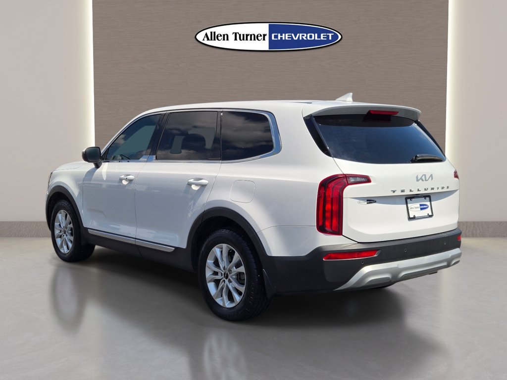 Used 2022 Kia Telluride LX FWD image 8