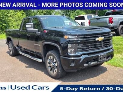 Used 2025 Chevrolet Silverado 2500 Custom w/ Custom Value Package