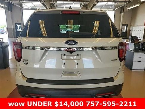 Used 2018 Ford Explorer XLT w/ Class II Trailer Tow Package image 8
