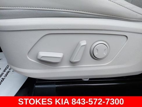 Used 2021 Kia Sorento SX FWD image 23