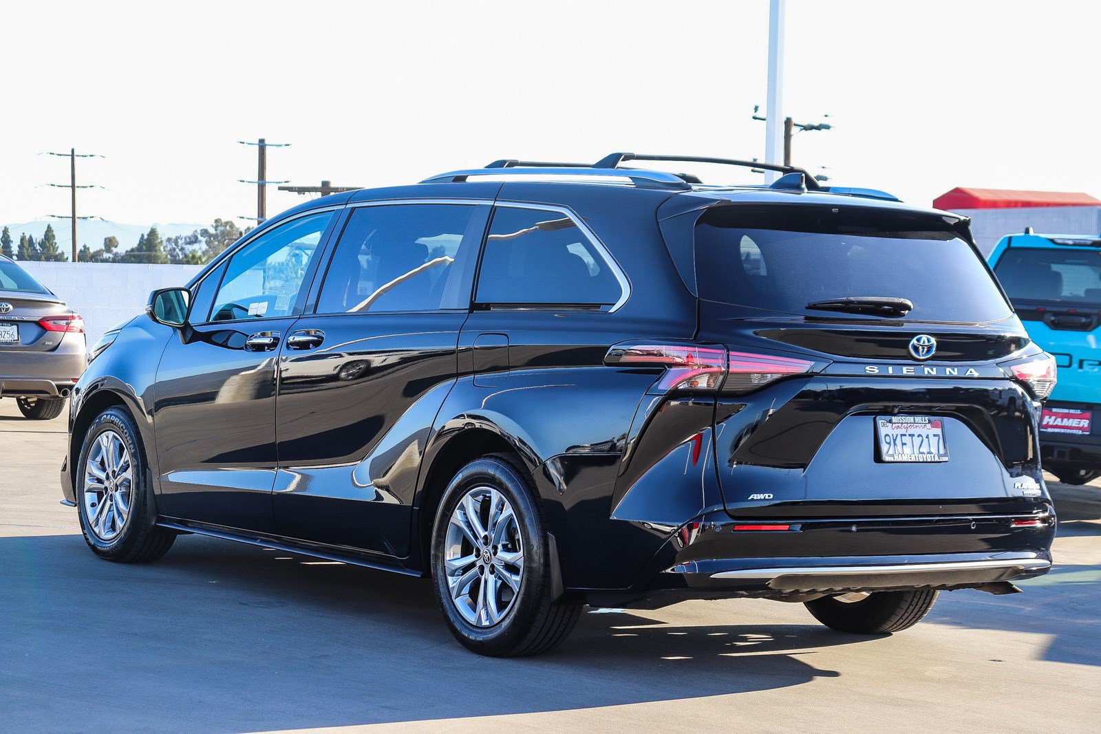 Certified 2024 Toyota Sienna Platinum AWD/4WD image 5