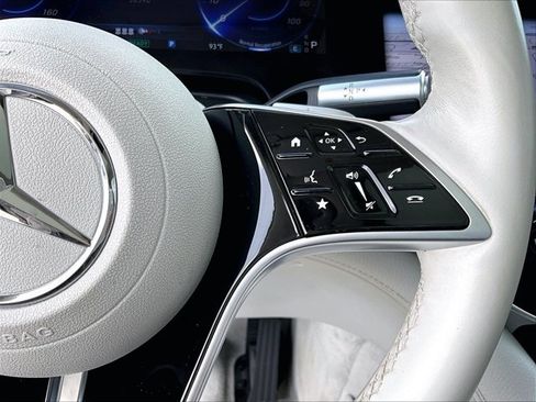 Certified 2023 Mercedes-Benz EQS 580 4MATIC SUV image 20