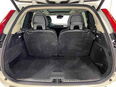 Used 2020 Volvo XC90 T6 Momentum AWD/4WD image 30