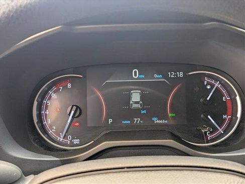 Used 2024 Toyota RAV4 XLE FWD image 10