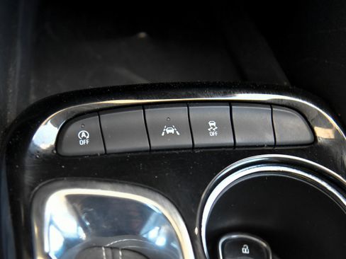 Used 2024 Buick Encore GX Preferred image 23