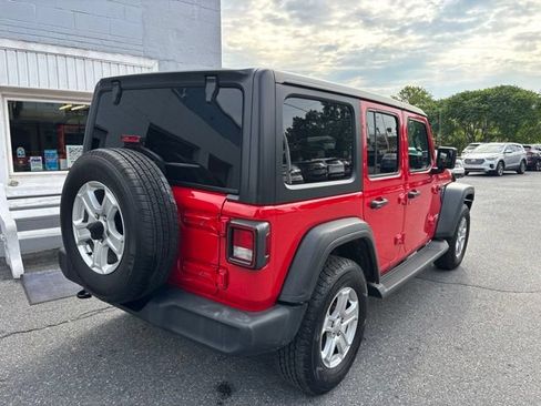 Used 2019 Jeep Wrangler Unlimited Sport S AWD/4WD image 6
