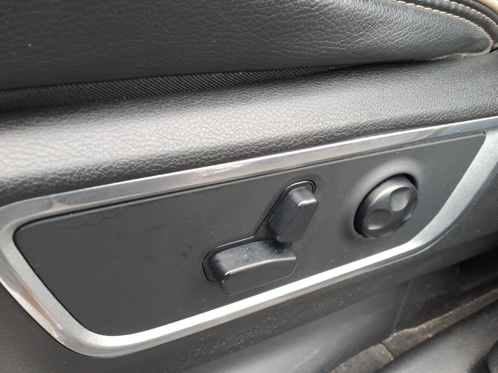 Used 2020 RAM 1500 Laramie AWD/4WD image 21