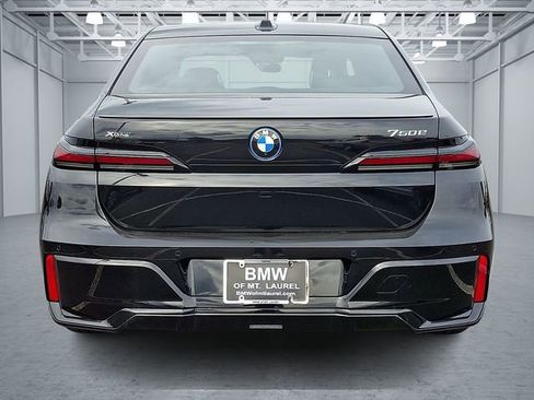 New 2025 BMW 750e xDrive 750e xDrive w/ Executive Package image 5