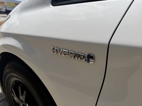 Used 2013 Toyota Prius Two FWD image 14