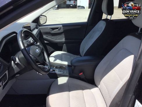 Used 2023 Ford Escape Active AWD/4WD image 9