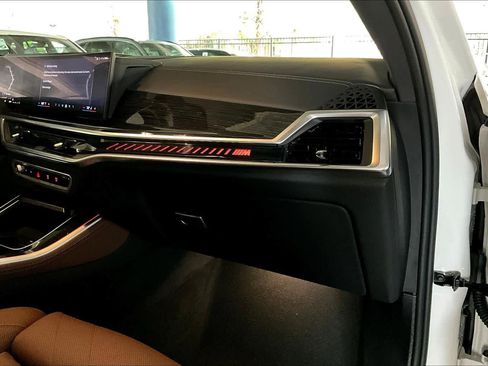 Certified 2026 BMW X5 M60i image 18