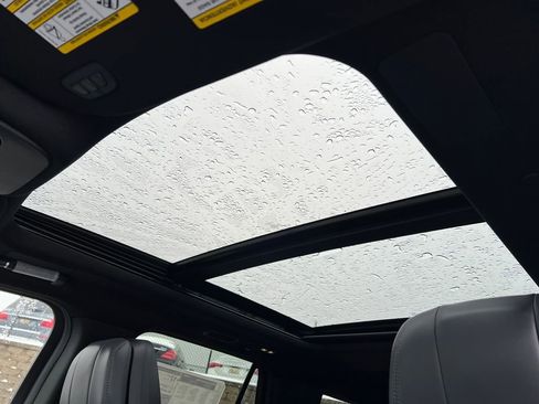 New 2026 Lincoln Navigator L Reserve w/ Jet Appearance Package image 8