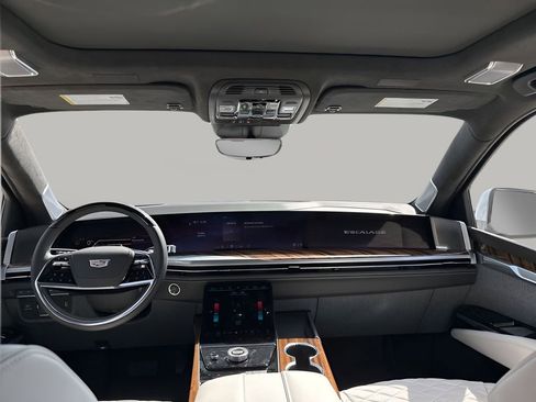 New 2026 Cadillac Escalade Platinum Sport w/ LPO, Floor Liner Package image 31