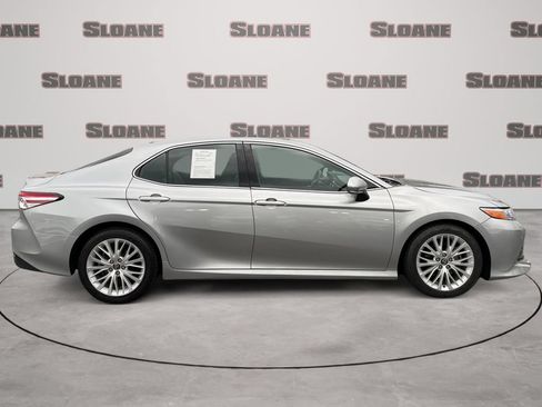 Used 2020 Toyota Camry XLE w/ Driver Assist Package FWD image 6