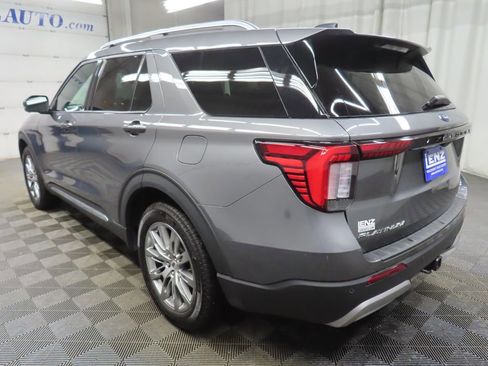 Used 2026 Ford Explorer Platinum AWD/4WD image 6
