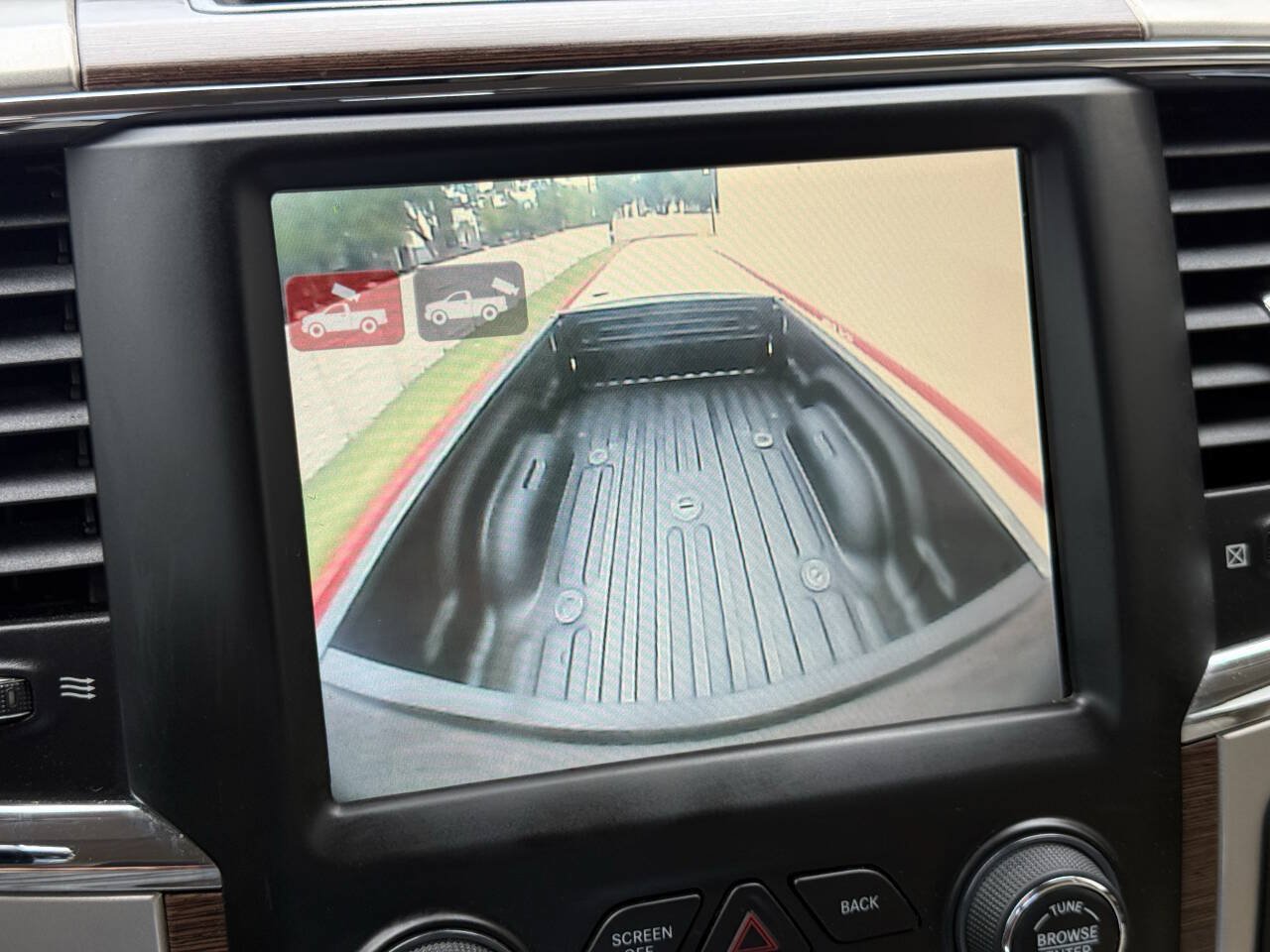 Used 2017 RAM 2500 Laramie AWD/4WD image 43