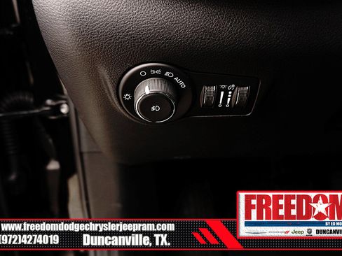 New 2026 Jeep Compass Latitude image 27