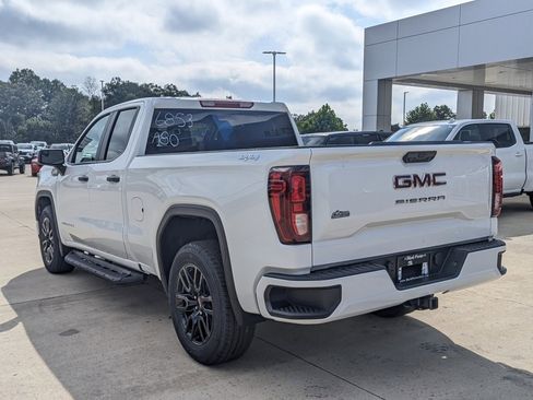 New 2026 GMC Sierra 1500 Pro w/ Graphite Edition image 9