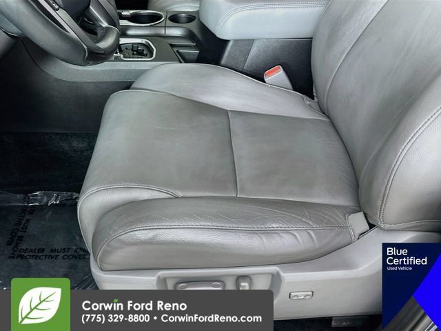 Used 2018 Toyota Sequoia Limited w/ Safety & Convenience Package AWD/4WD image 24