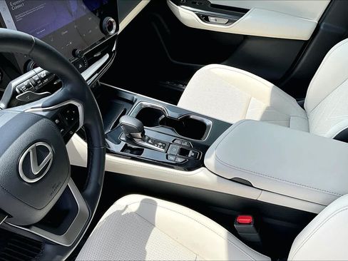 Used 2025 Lexus NX 450h+ AWD w/ Accessory Package (2T) image 17