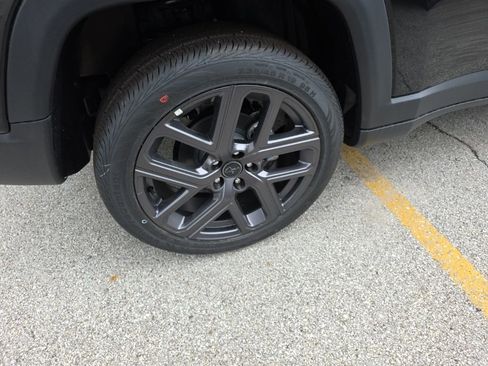 New 2026 Jeep Compass Limited image 8