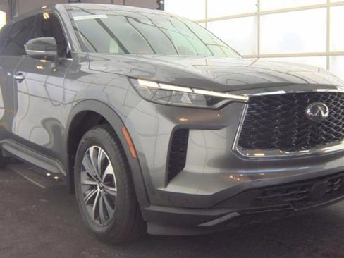 Certified 2023 INFINITI QX60 Pure FWD image 3