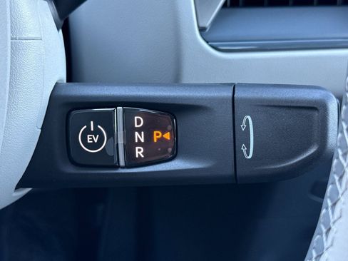 New 2026 Kia EV9 Wind image 25