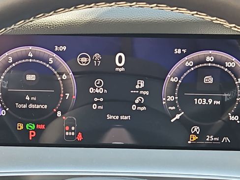 New 2026 Volkswagen Tiguan SE AWD/4WD image 32