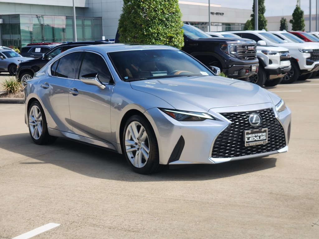 Certified 2024 Lexus IS 300 w/ Comfort Package RWD image 3