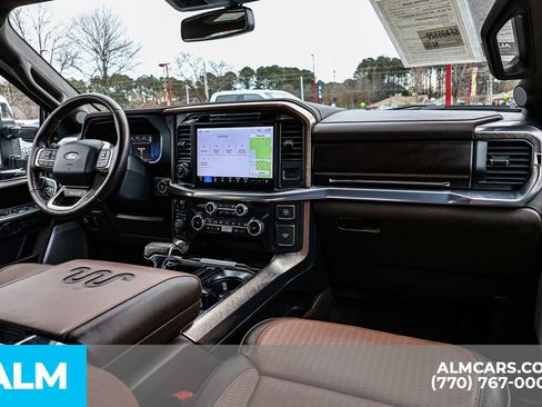 Used 2025 Ford F150 King Ranch image 31